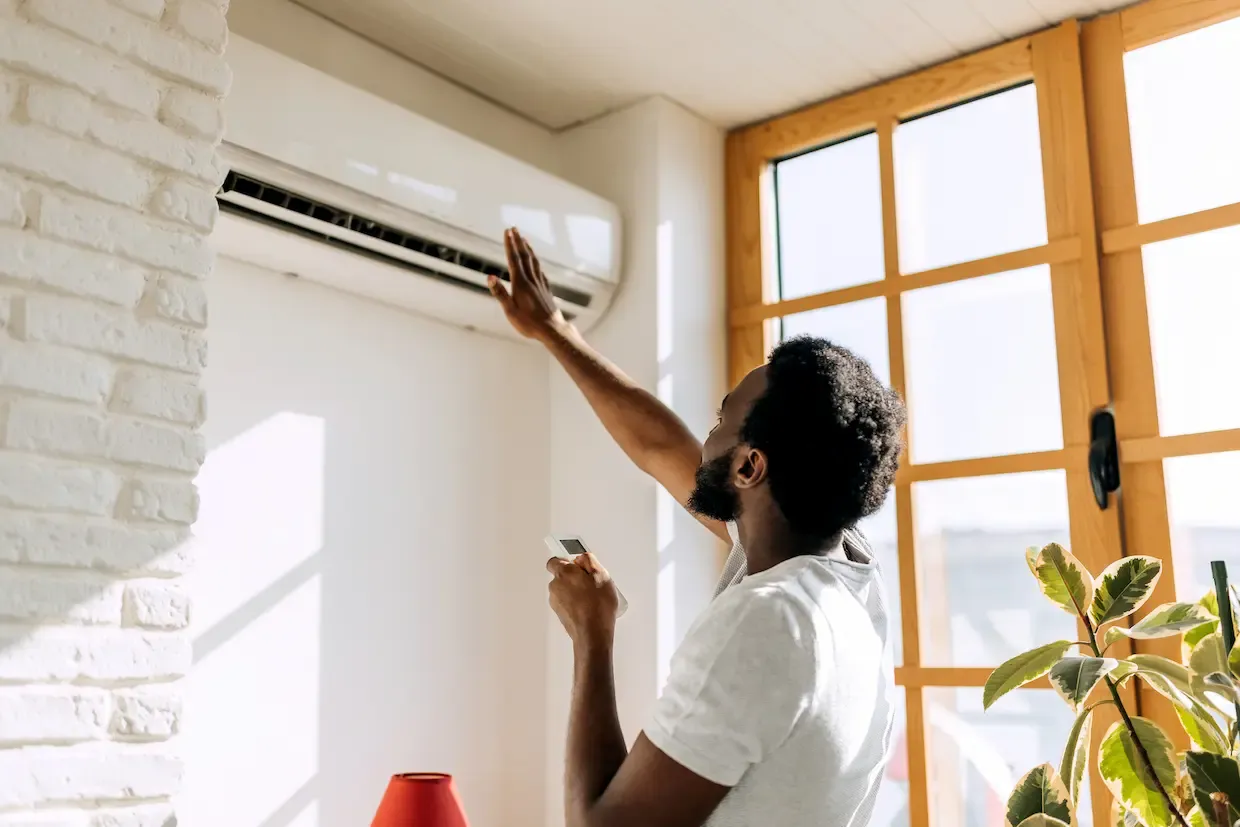 Climatisation qui fuit : causes et réparation
