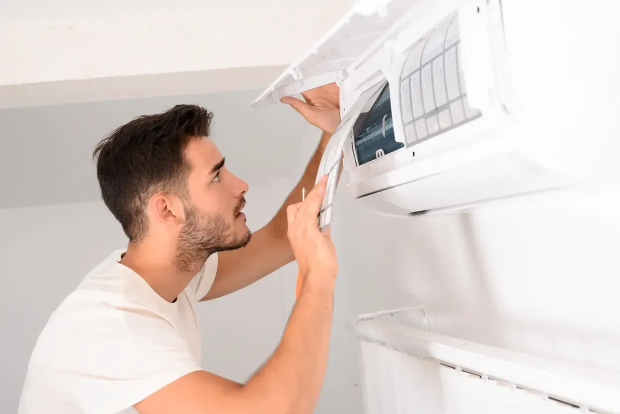 Comment nettoyer le filtre de sa climatisation réversible ?