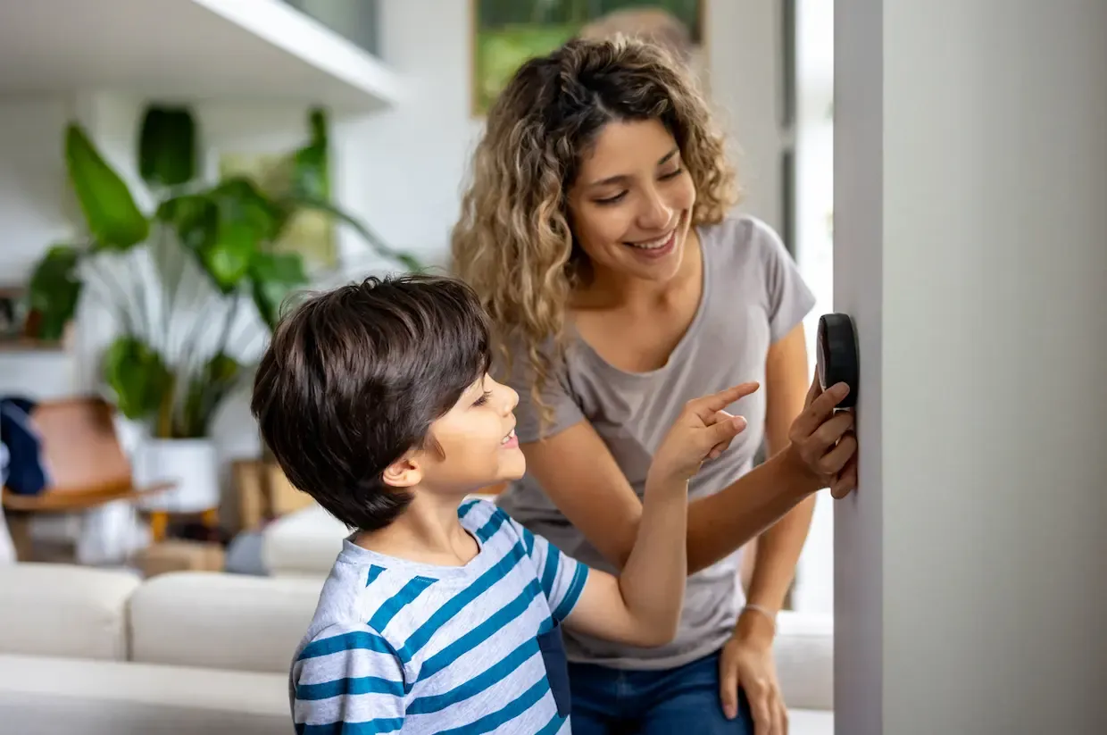 Thermostat obligatoire reporté en 2030 : Ce qui va changer